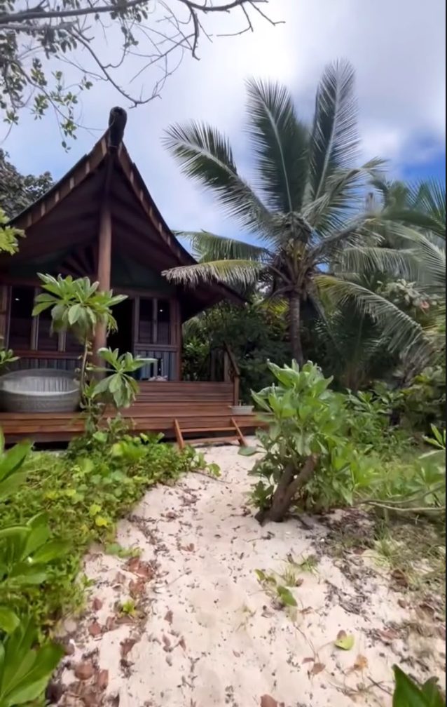 Fiji · Bungalows